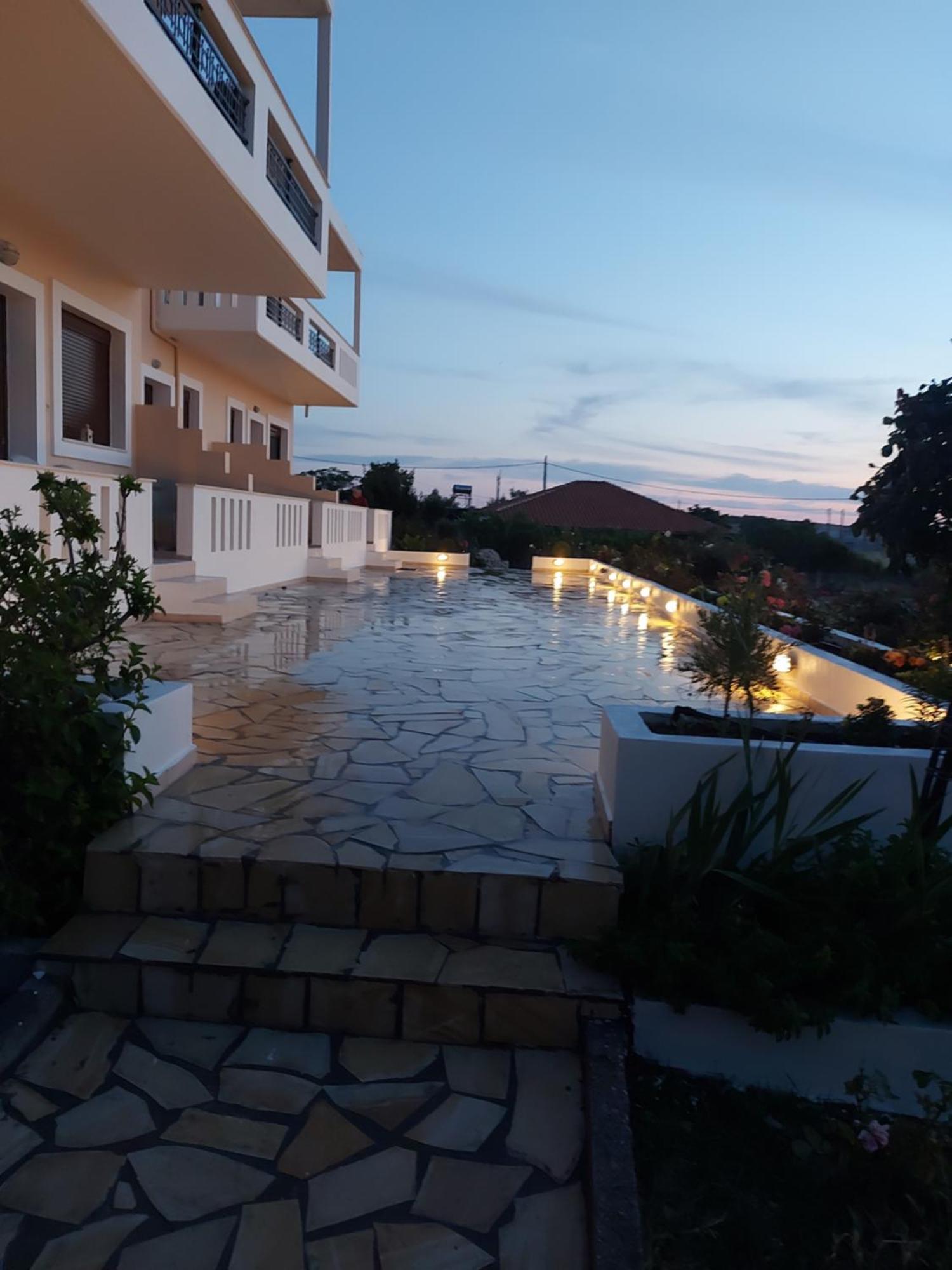 Aktaion Apartments ซาโมทราคี ภายนอก รูปภาพ