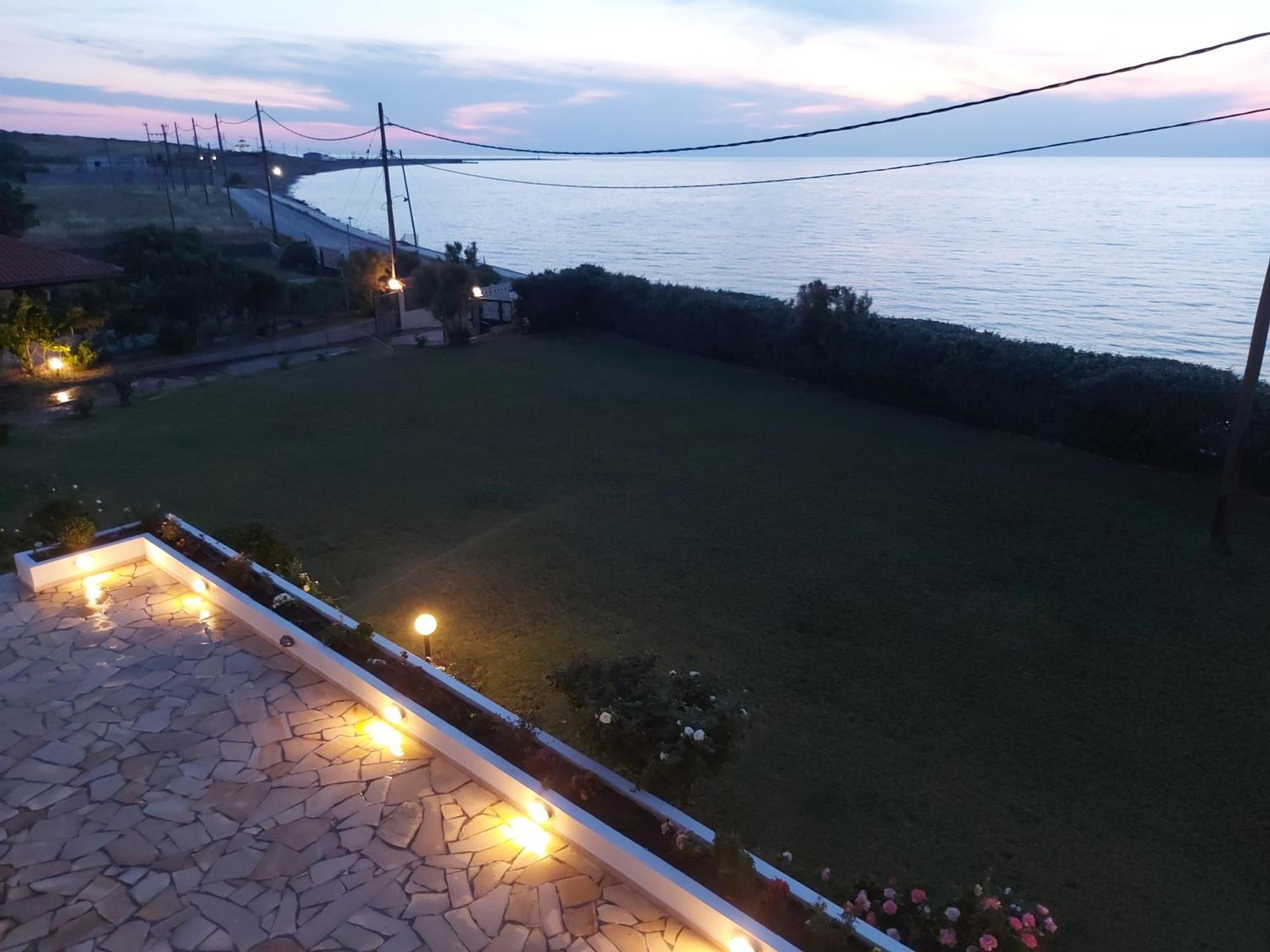 Aktaion Apartments ซาโมทราคี ภายนอก รูปภาพ