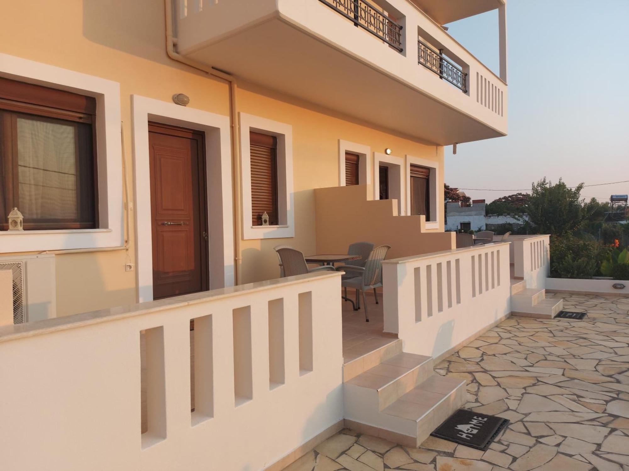 Aktaion Apartments ซาโมทราคี ภายนอก รูปภาพ